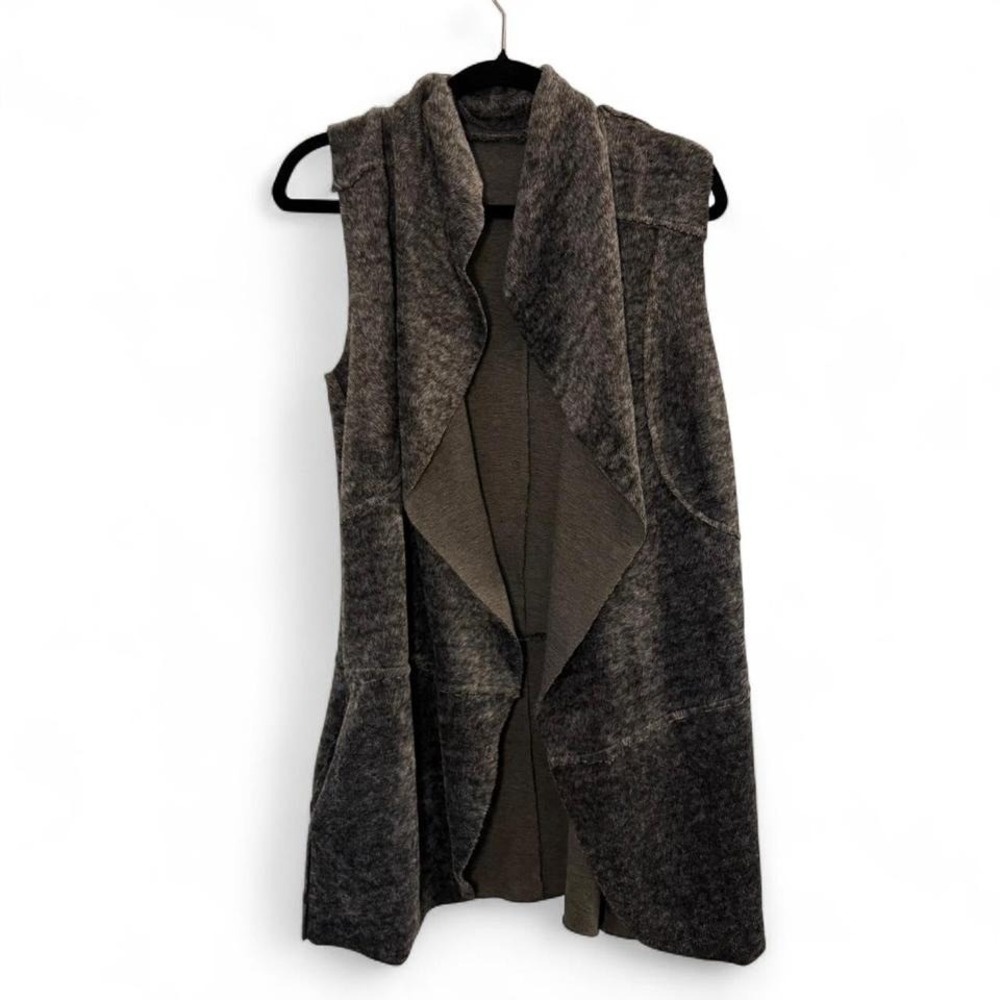 Altar'd State gray waterfall vest cozy faux fur sleeveless cardigan XS‎